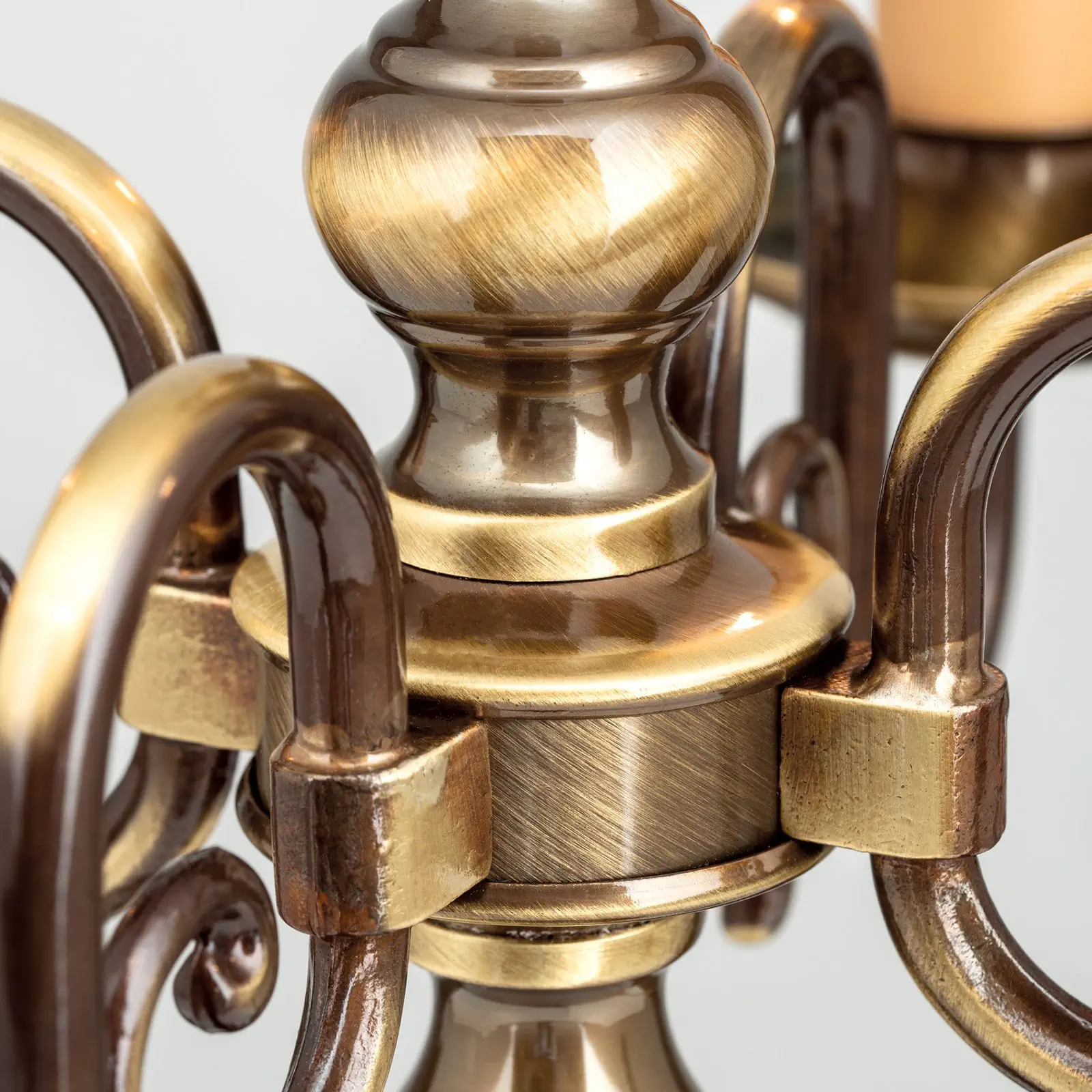 Stona lampa FLÄMISCH, 4 izvora svetla, patinirana, bez abažura - 3