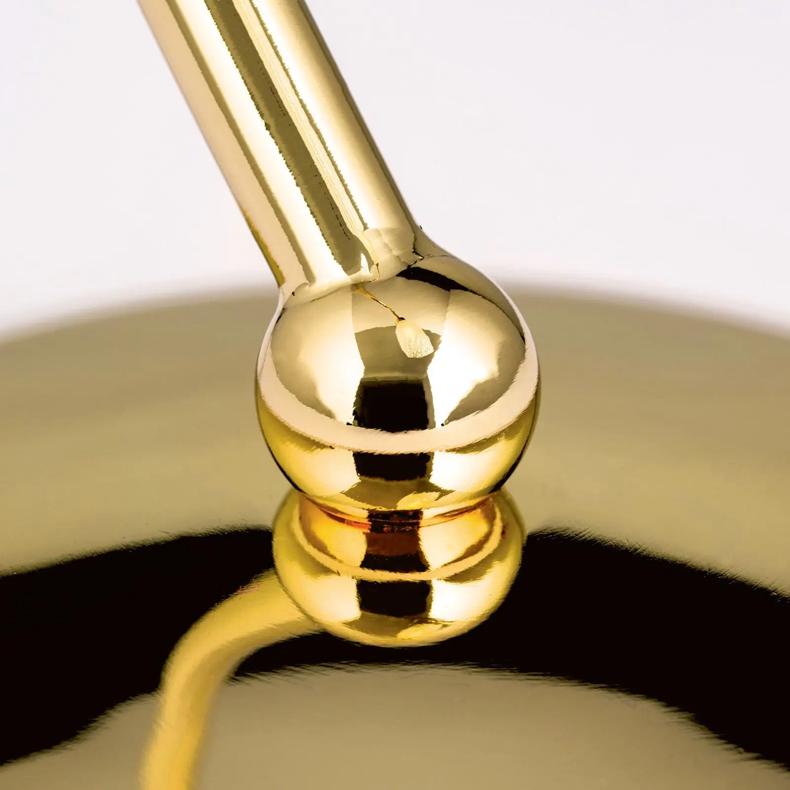 Stona lampa CARLA, sjajni mesing - 5