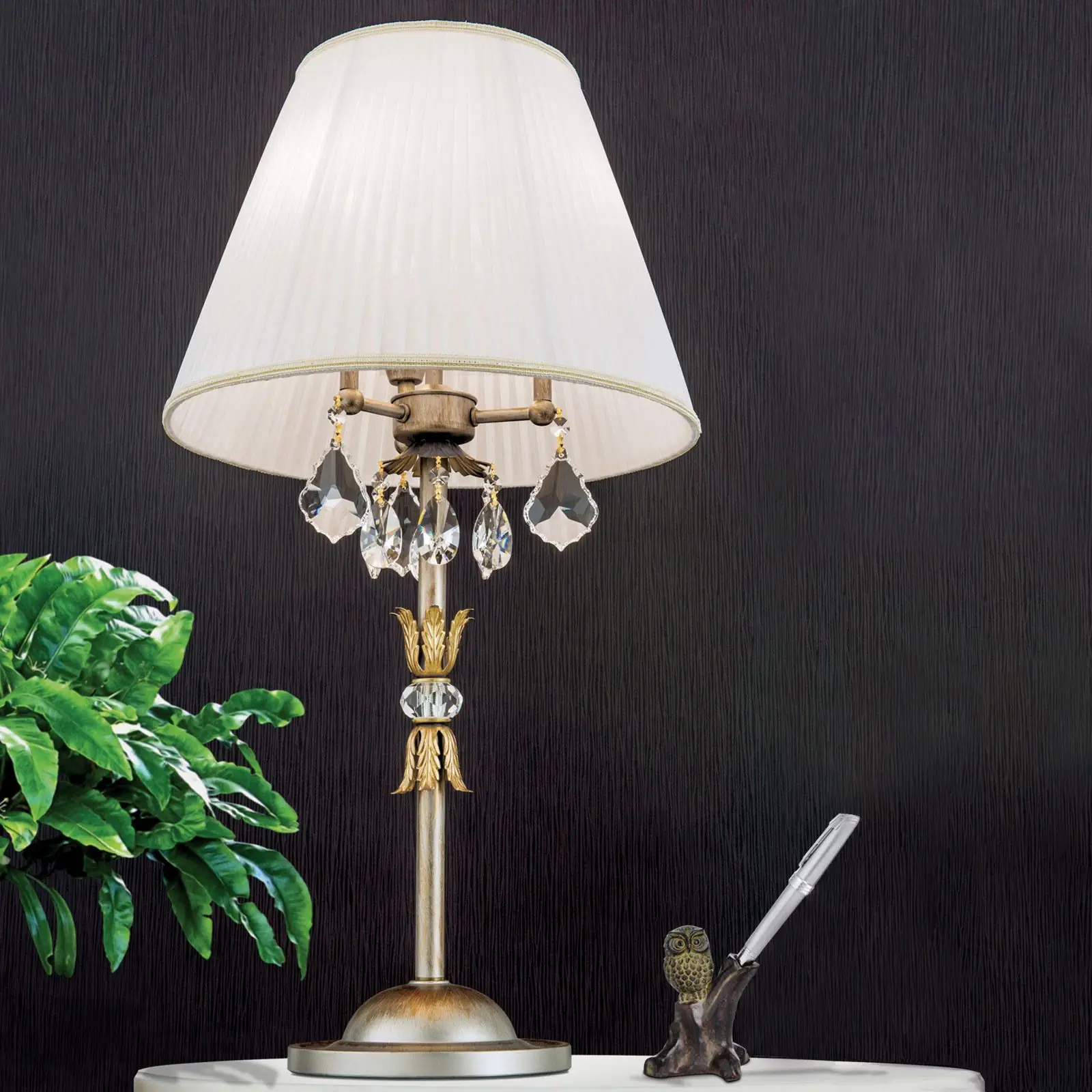 Stona lampa MIRAMARE, srebrno-zlatna, 3 izvora svetla, sa belim abažurima - 1