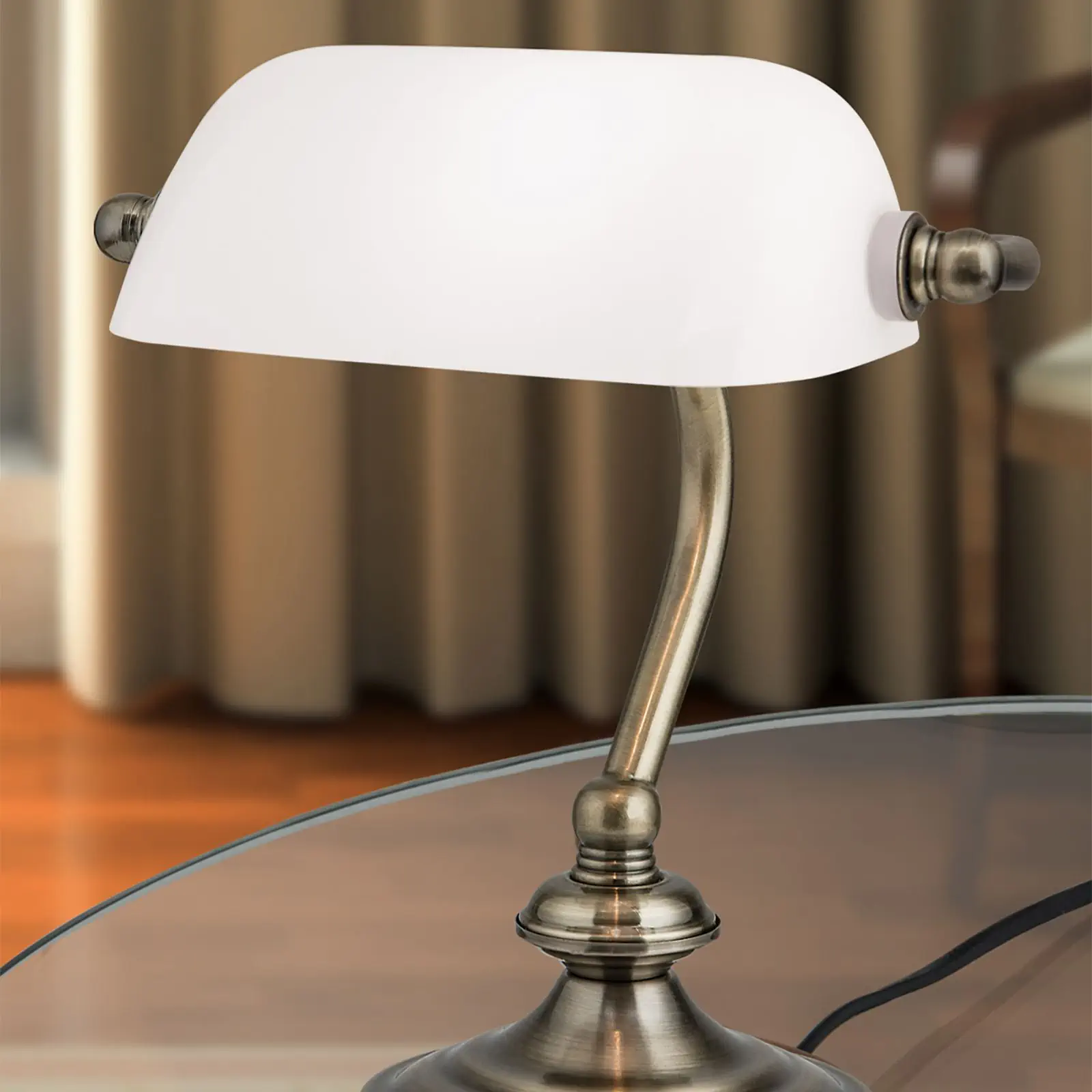 Mala bankarska lampa, patina, sa opalnim staklom - 2