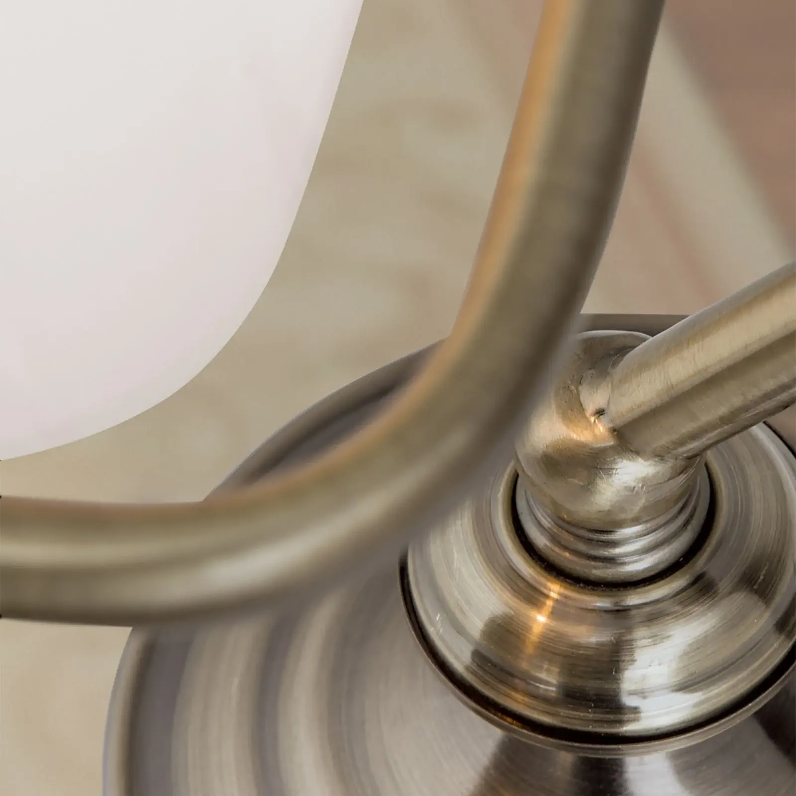 Mala bankarska lampa, patina, sa opalnim staklom - 7