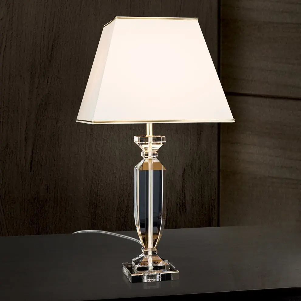 Stona lampa POKAL, sa krem bojom abažura, zlatna - 1