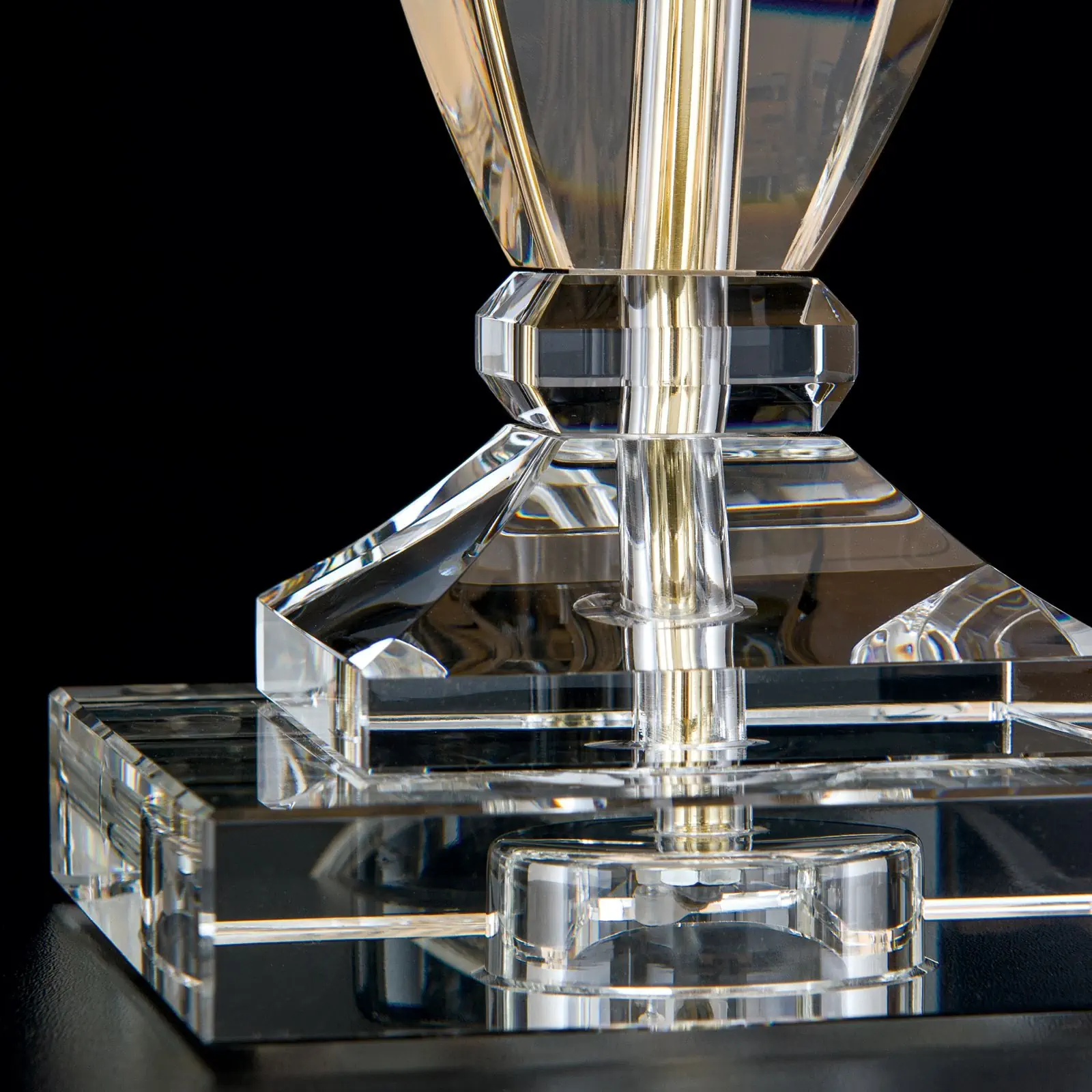 Stona lampa POKAL, sa krem bojom abažura, zlatna - 5