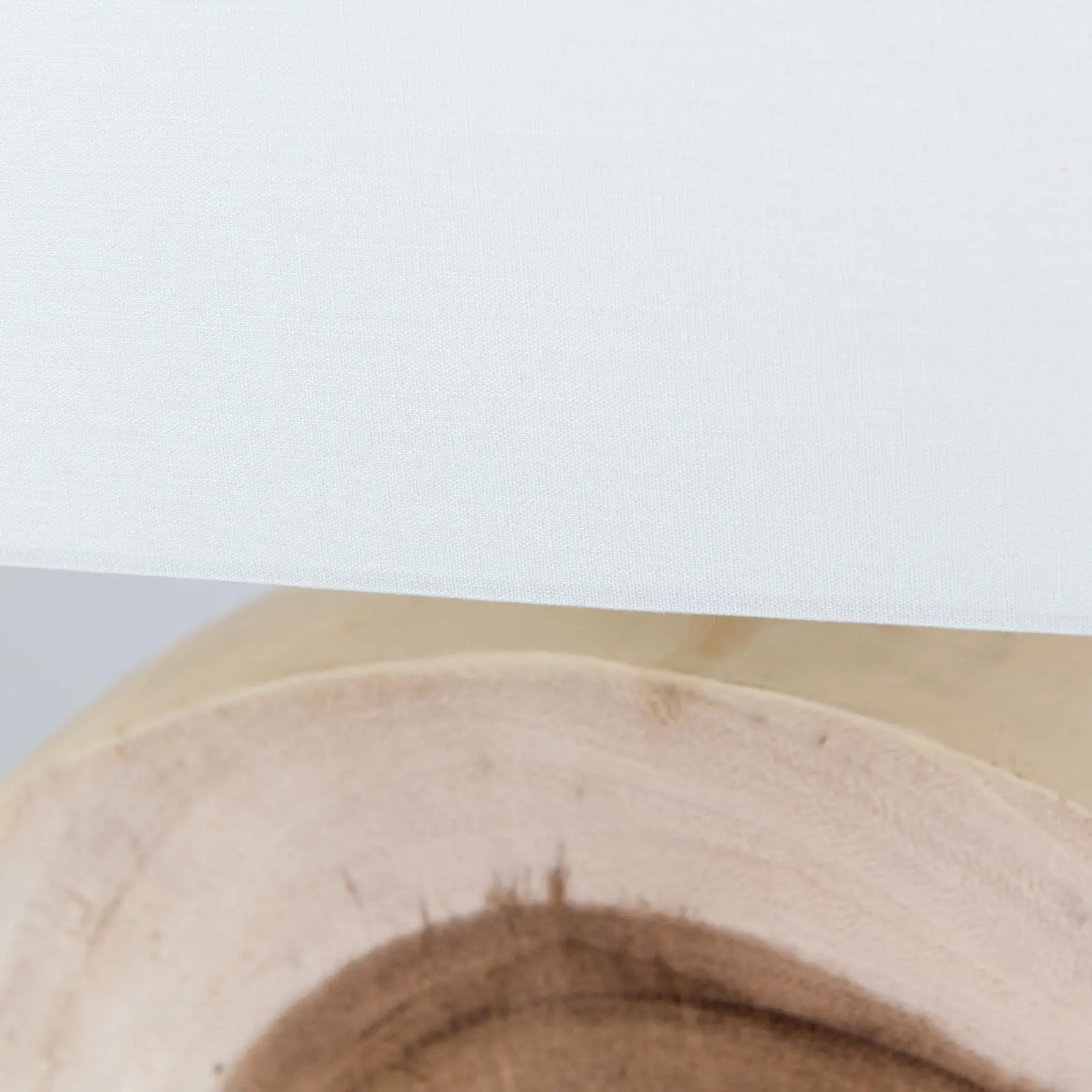 Stona lampa NATHAN, prirodno drvo sa belim tekstilnim abažurom - 5