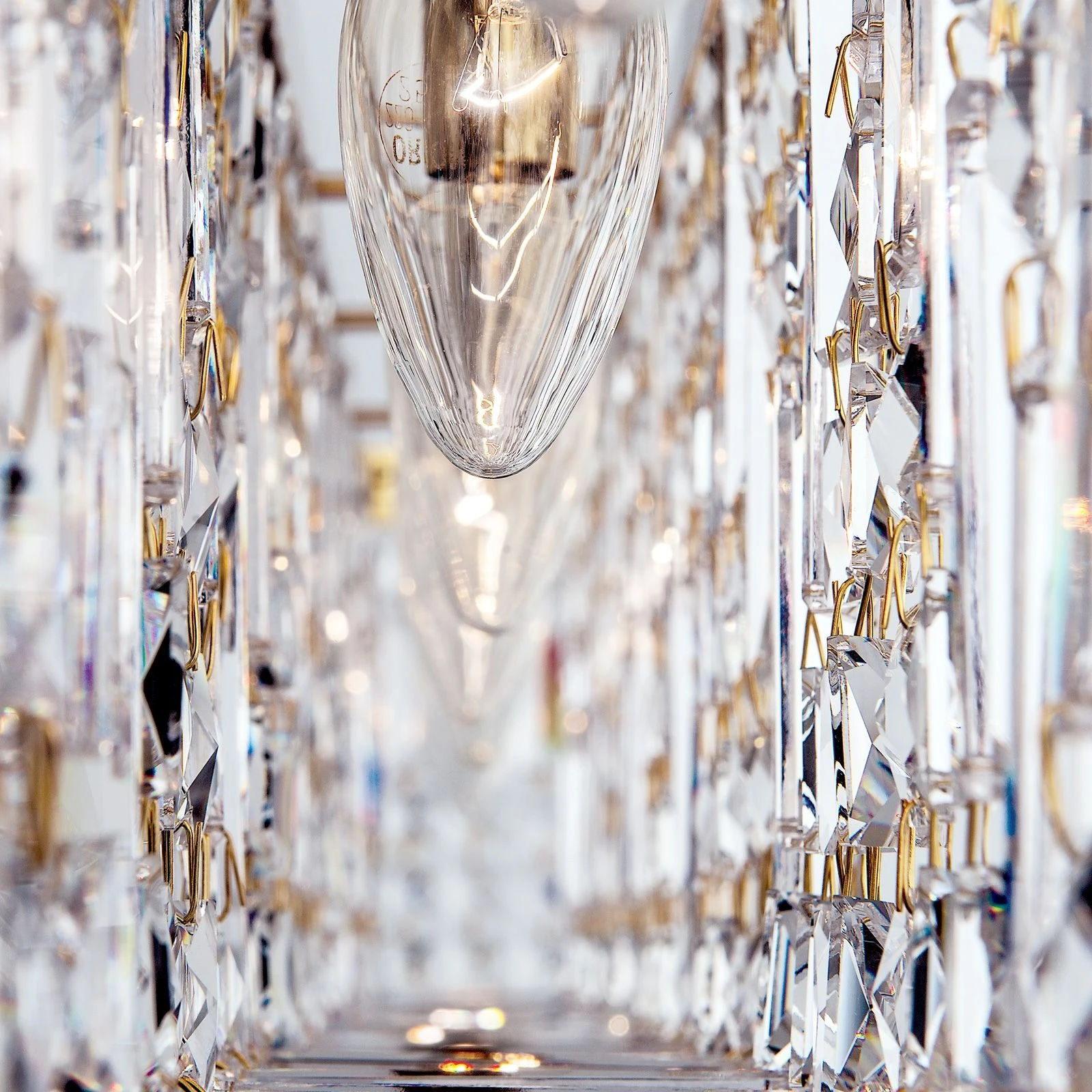 Viseća lampa RING, 7 izvora svetla, 130 cm, 24-karatno pozlaćena - 2