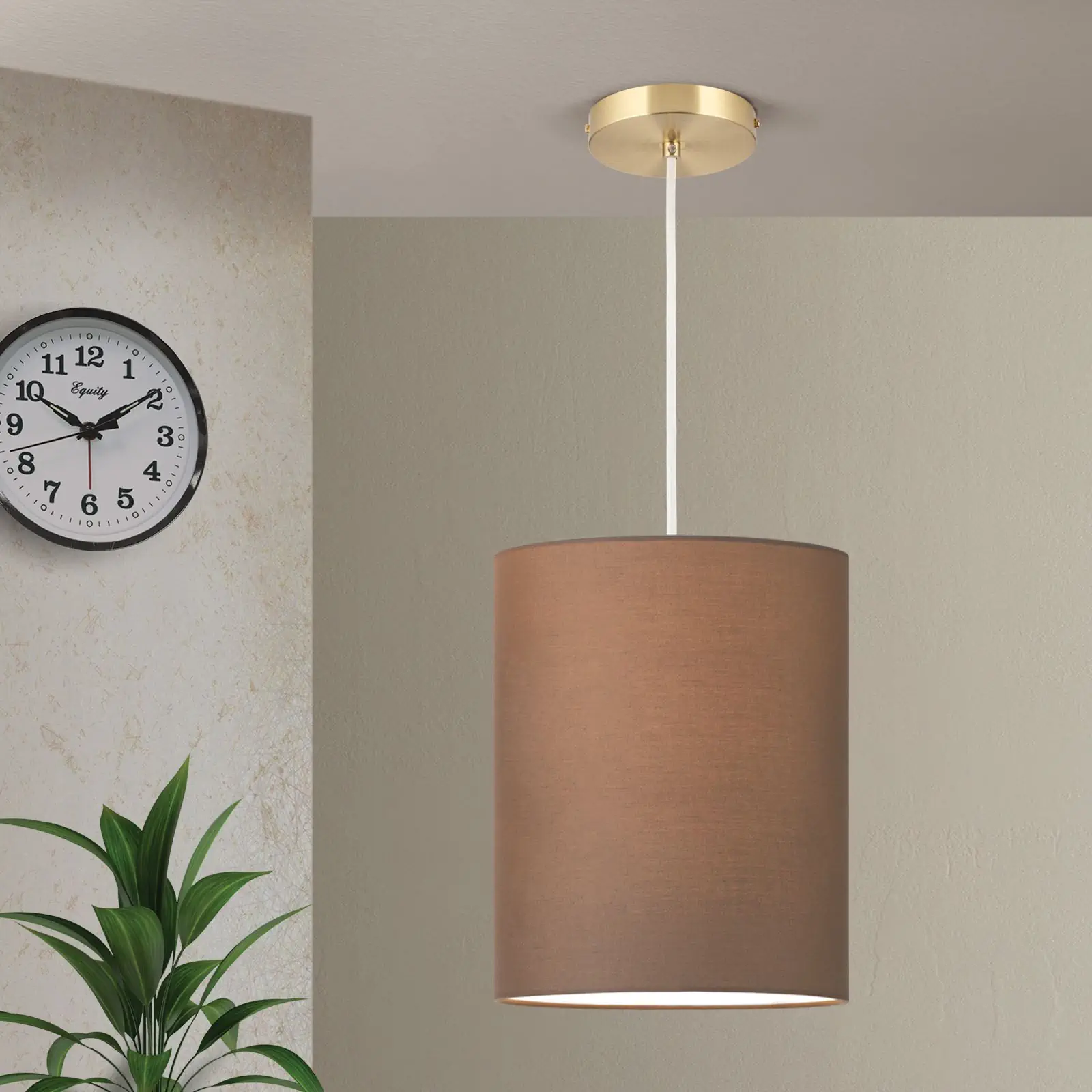 Viseća lampa SHADE, velika, mat mesing, sa cilindričnim braon abažurom, 1x E27 - 1