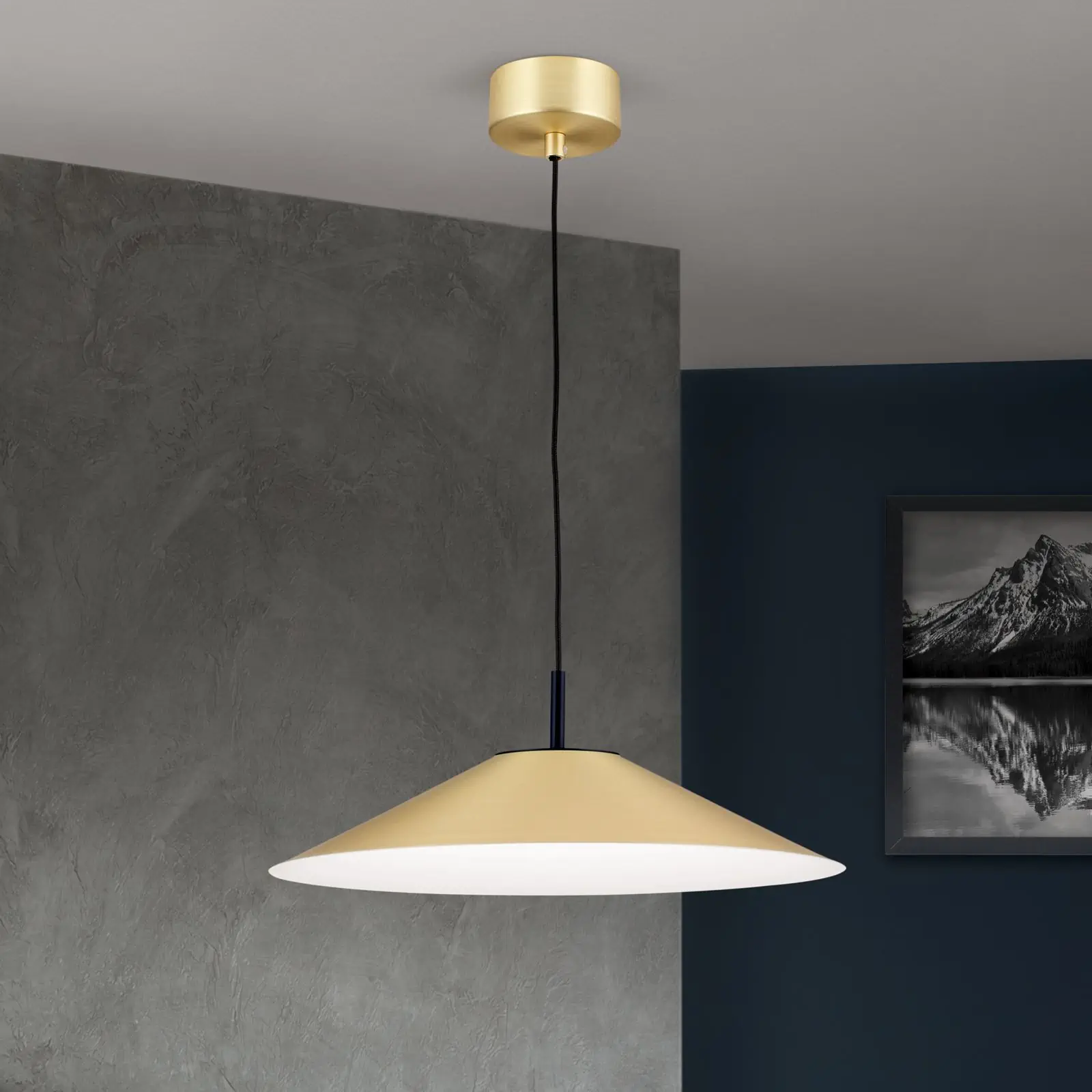 LED viseća lampa GOURMET, abažur mesing mat