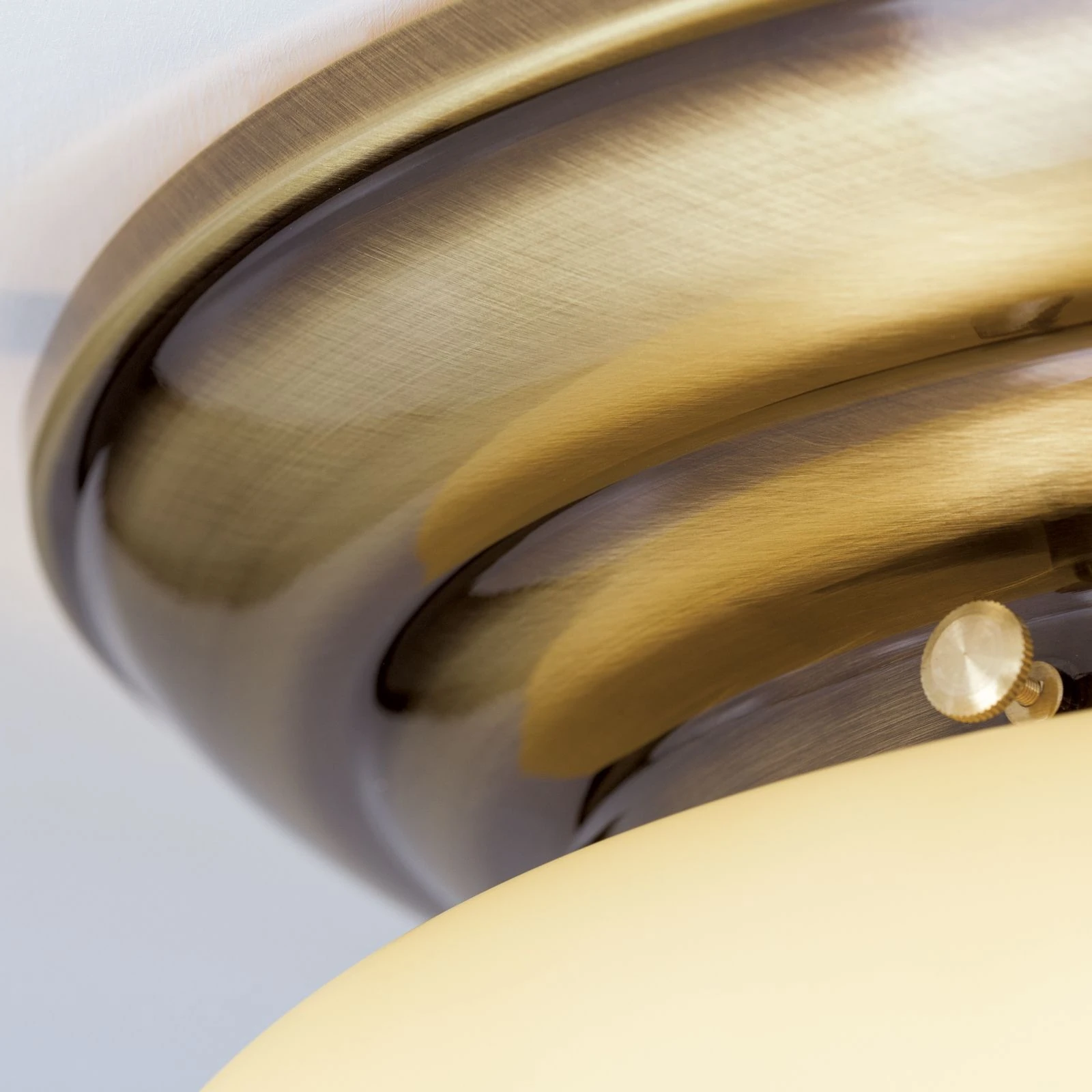 Plafonska lampa WIENER NOSTALGIE, Ø 40 cm, antik mesing, staklo u boji šampanjca - 5