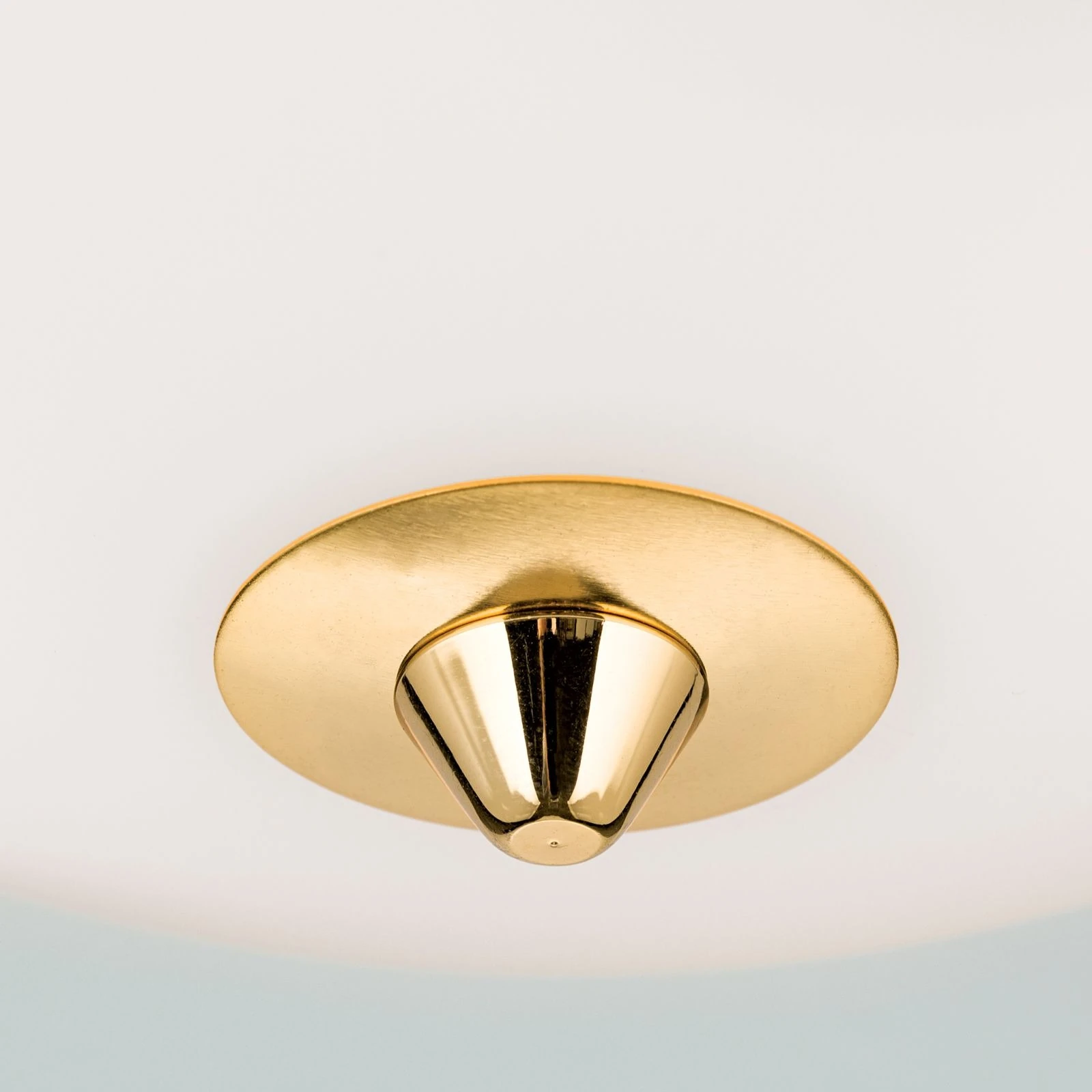 Plafonska lampa OPALDESIGN, mat zlatna, opal mat staklo, Ø 24 cm - 6