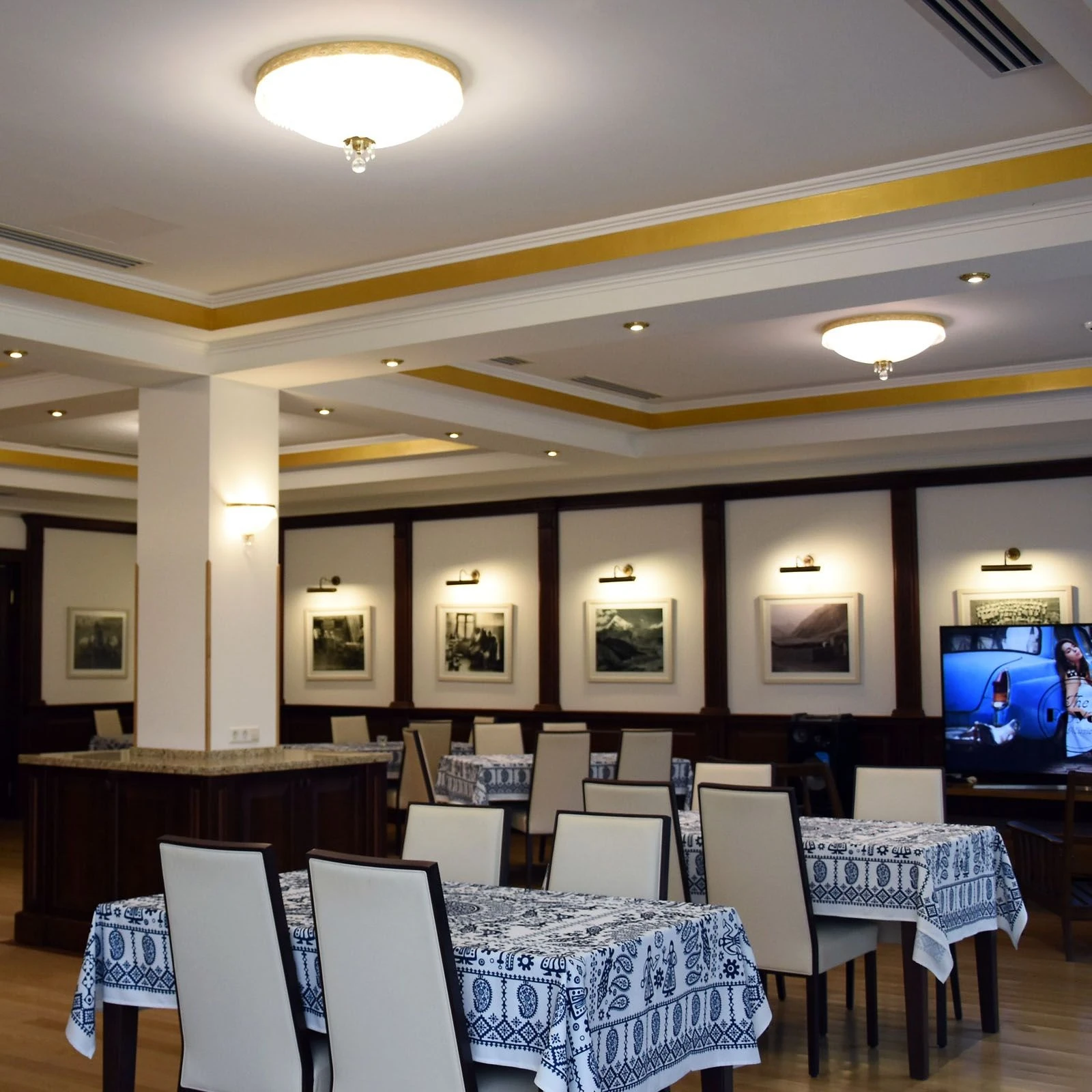 Plafonska lampa EMPIRE CRYSTAL, zlato, Ø 61 cm - 9