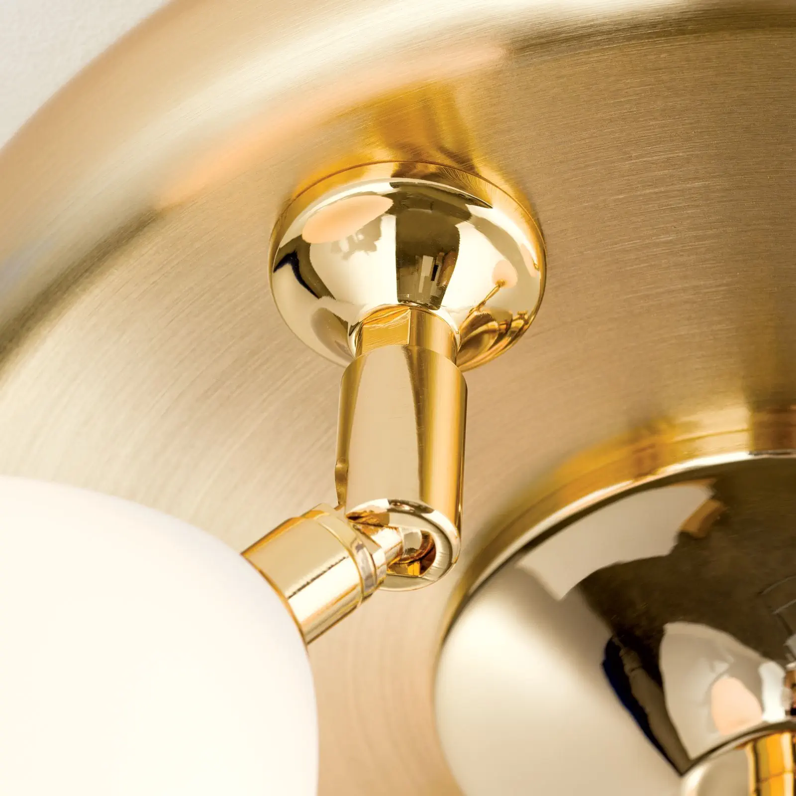 Okrugla spot lampa OPALDESIGN, 3 izvora svetla, mat zlatna, sa opalnim staklom - 5