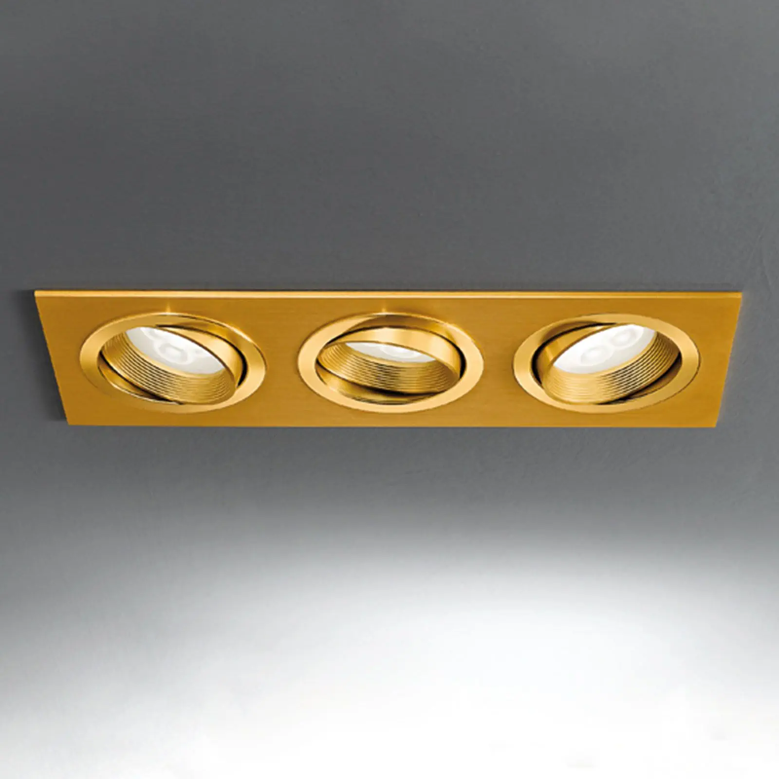 LED ugradna spot lampa GOL, 3 izvora svetla, mesing mat, uglasta - 2