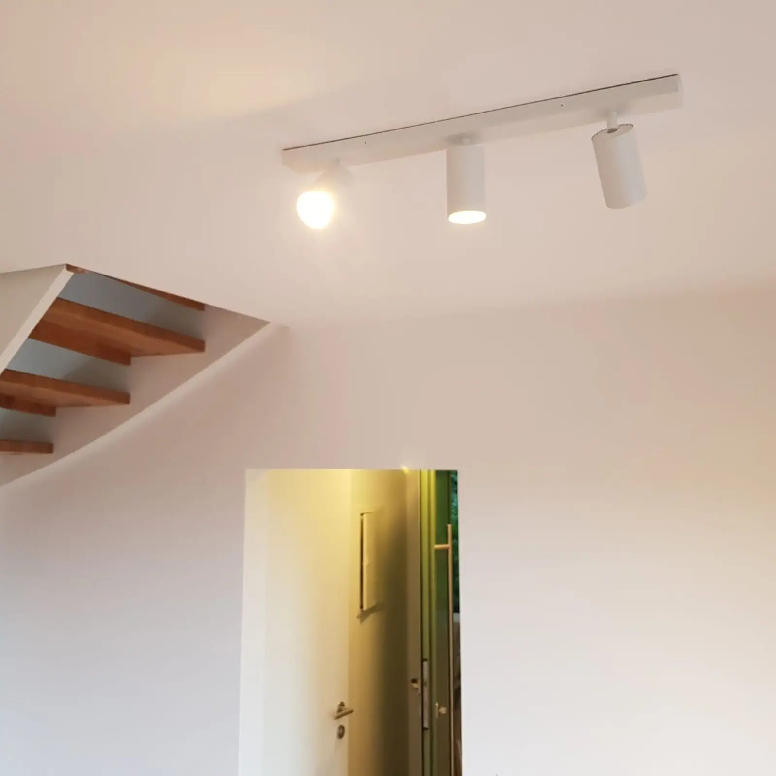 Spot lampa SEAN, 3 izvora svetla, bela - 8