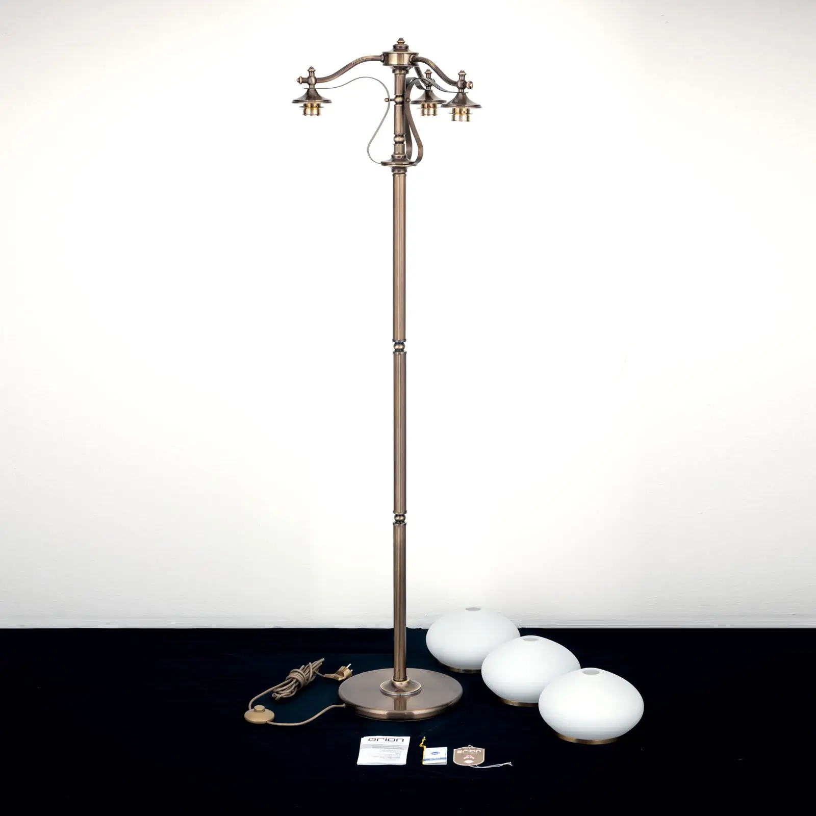 Podna lampa EMPIRE, sa 3 opal abažura, antik mesing završna obrada - 8