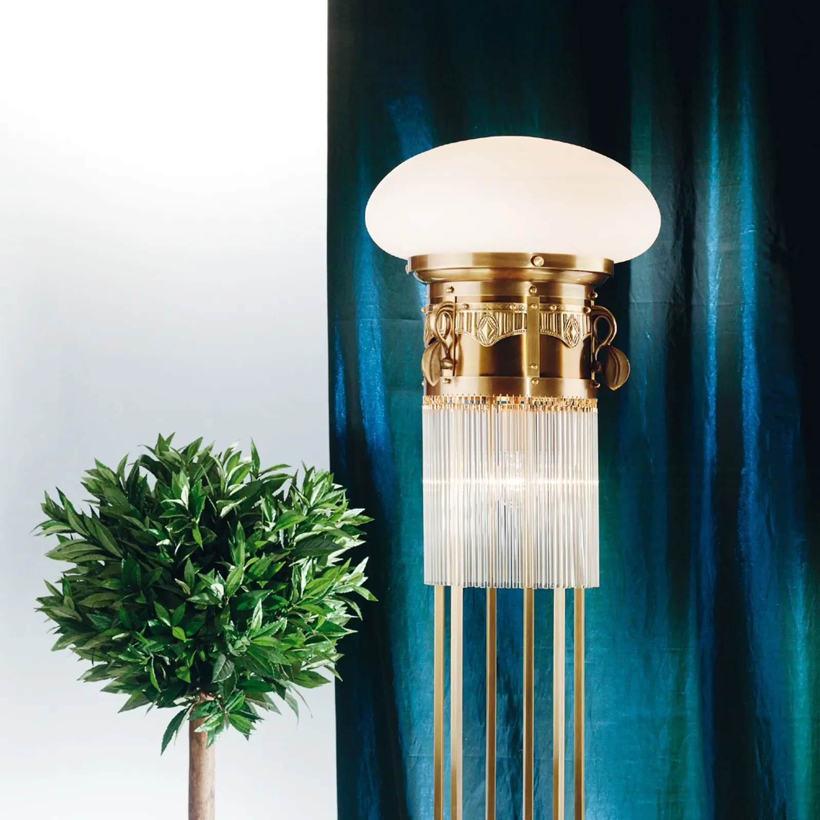 Podna lampa ADELE, stari mesing - 2