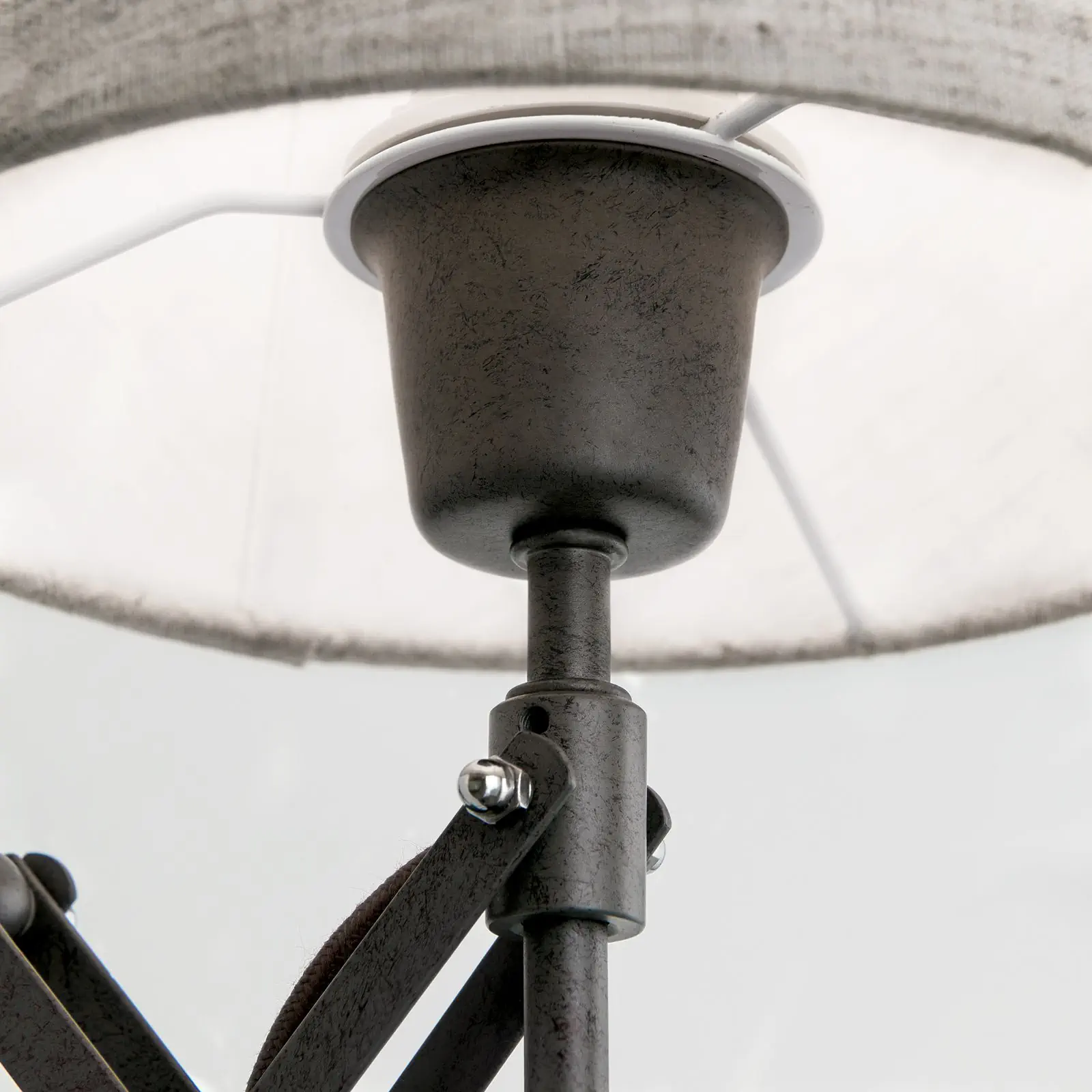 Podna lampa FACTORY sa tekstilnim abažurom - 6