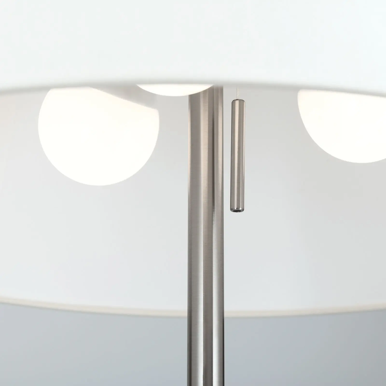 Podna lampa SHADE, saten, podesiva po visini, sa konusnim belim abažurom - 2