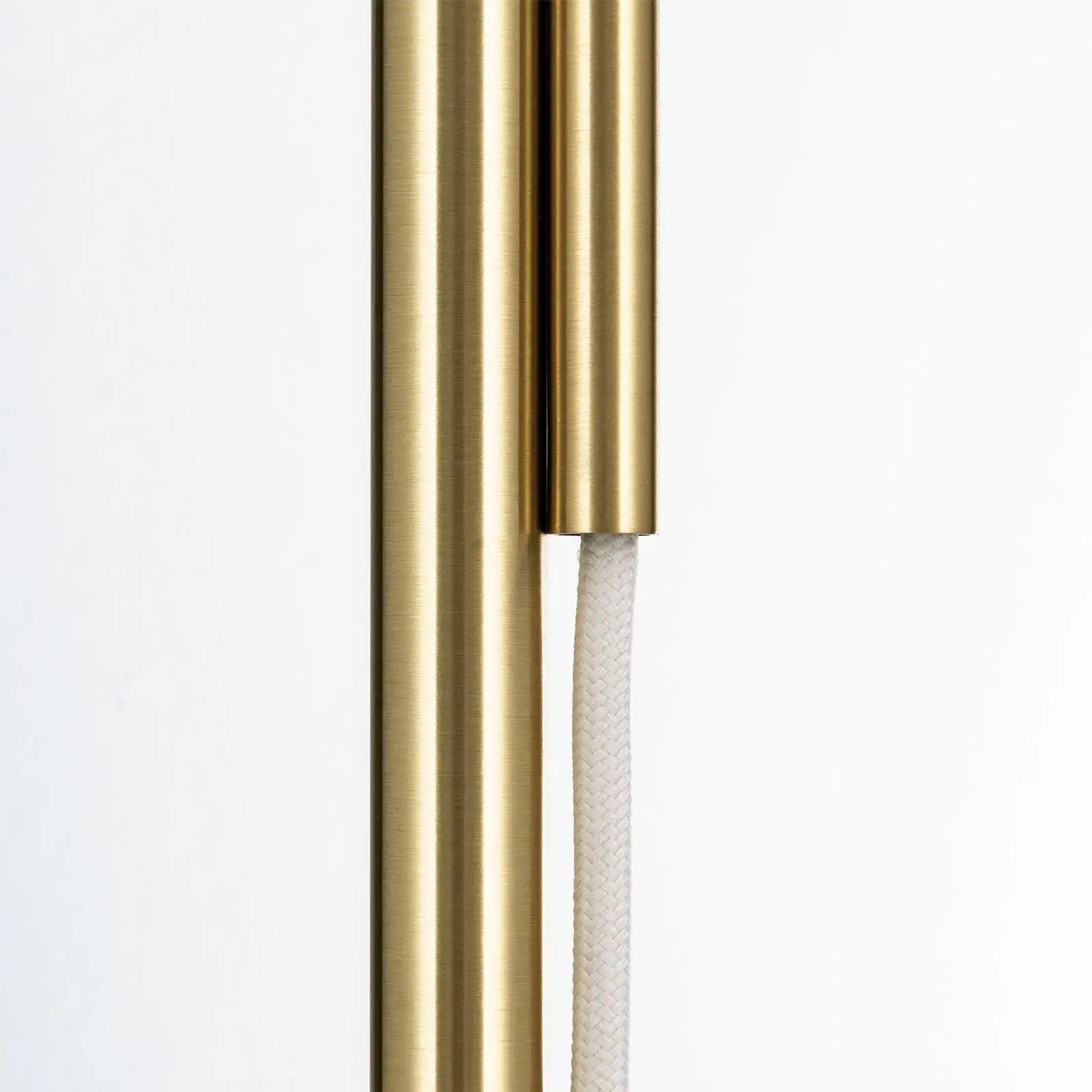 Lampa za čitanje SHADE, mat mesing, sa cilindričnim belim abažurom - 4