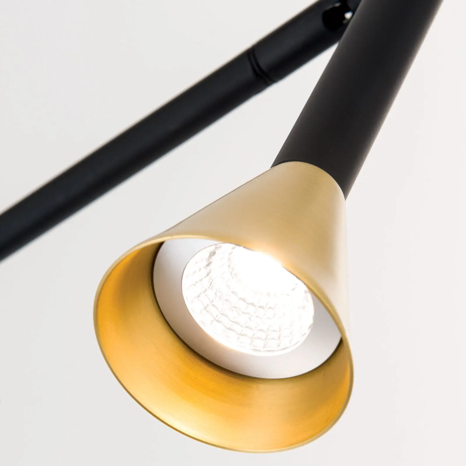 LED podna lampa ODEON, crna sa mesing abažurom - 6