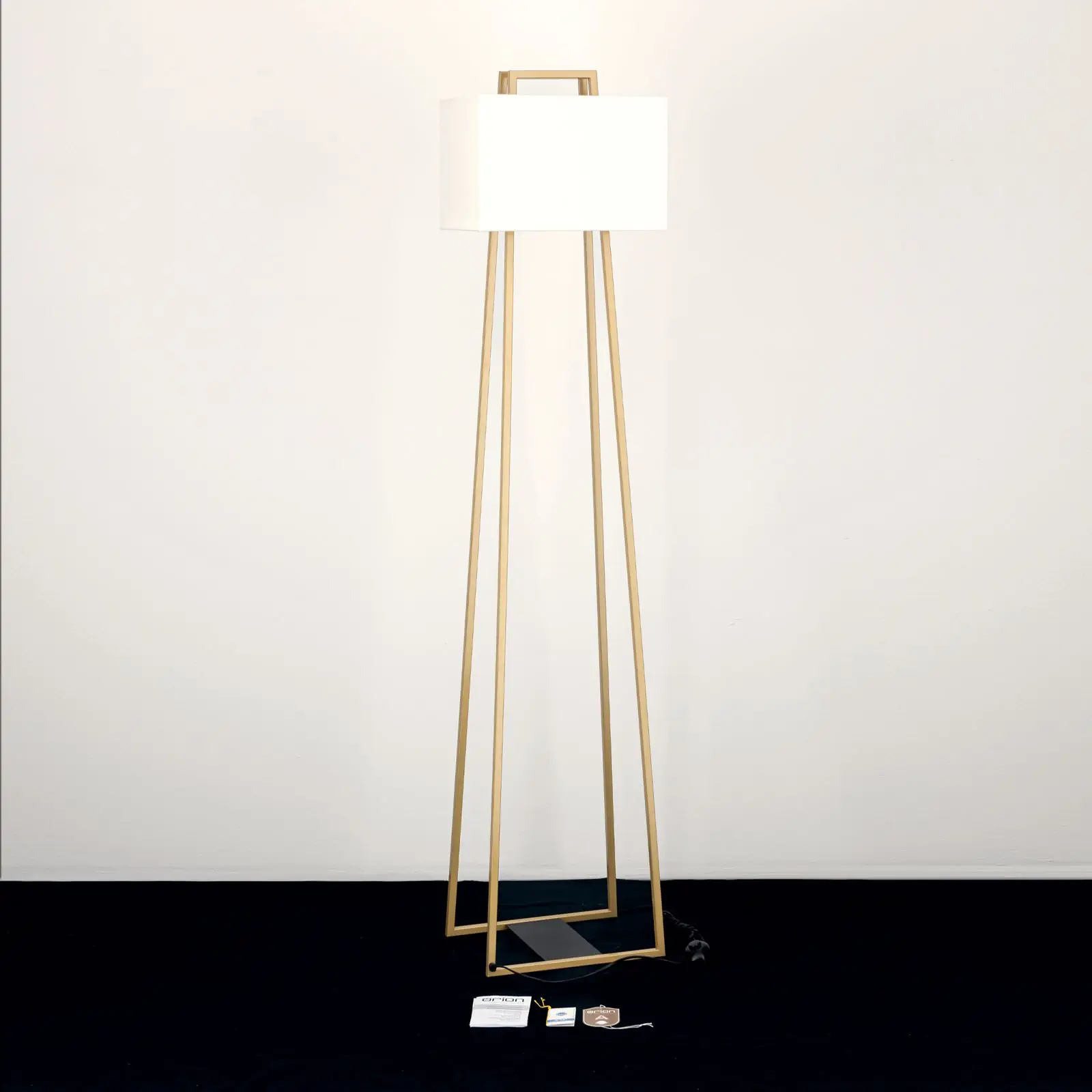 Podna lampa GORDI, zlatna - 8