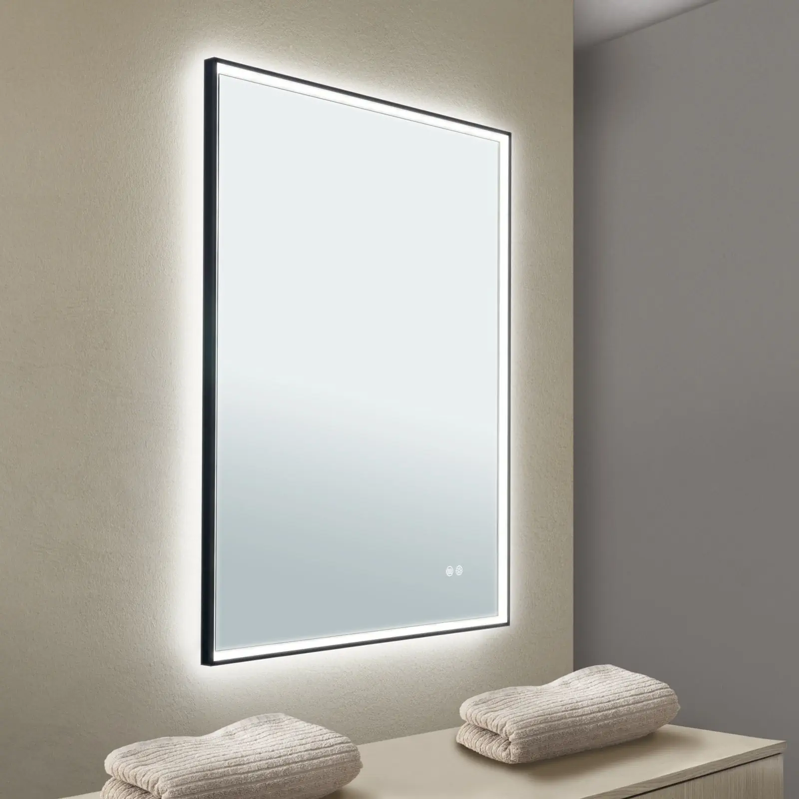 LED ogledalo FRAME, 70x90cm, crno