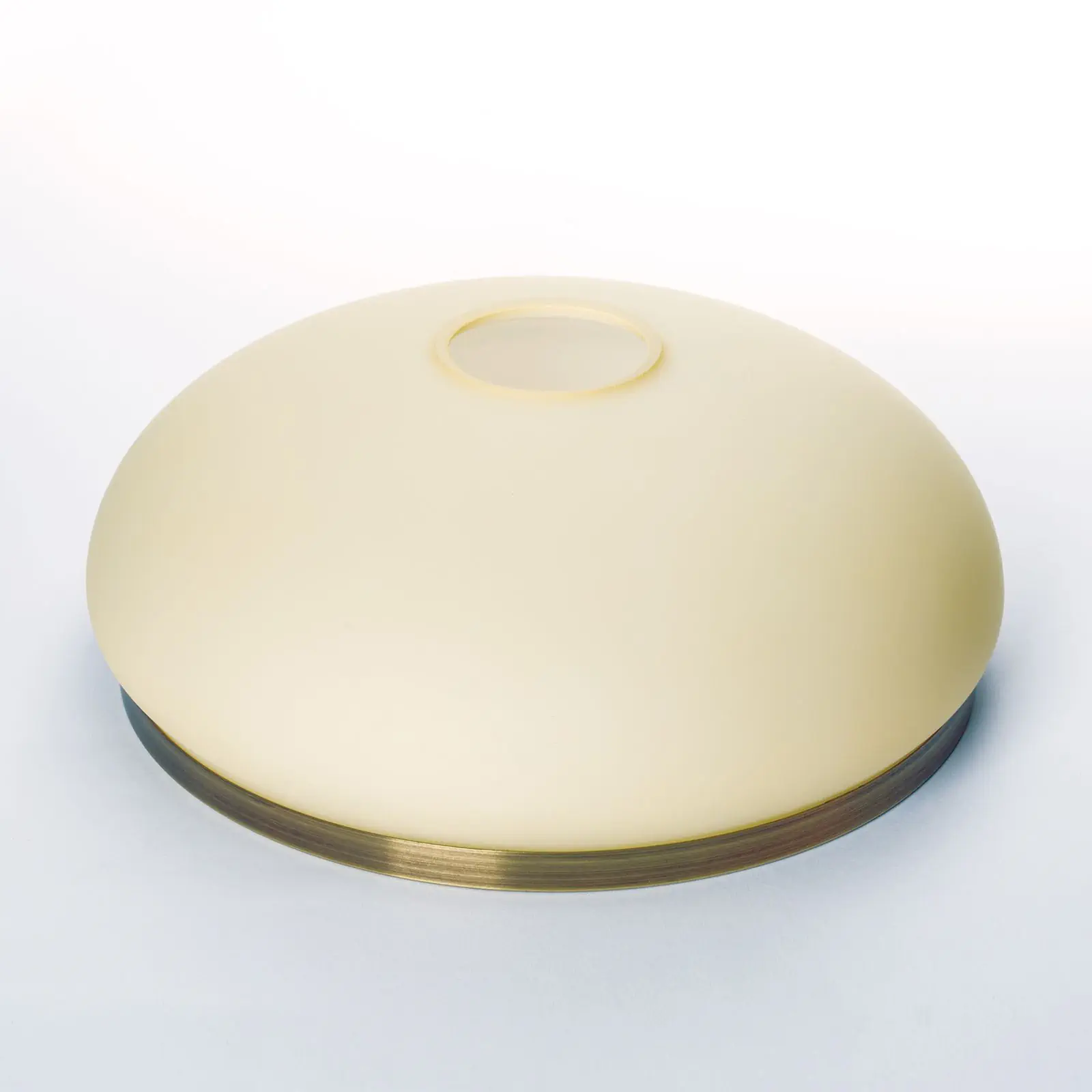 Stakleni abažur LANDHAUS 412, Ø 195 mm, šampanj mat sa patina prstenom