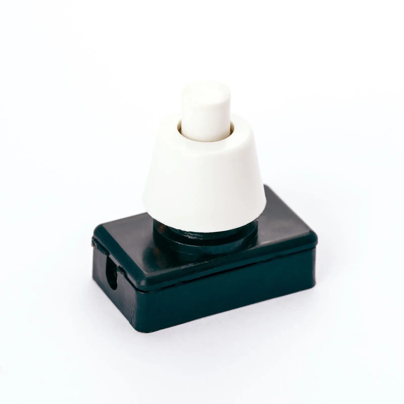 Pritisni prekidač, kratki vrat, bela kapa