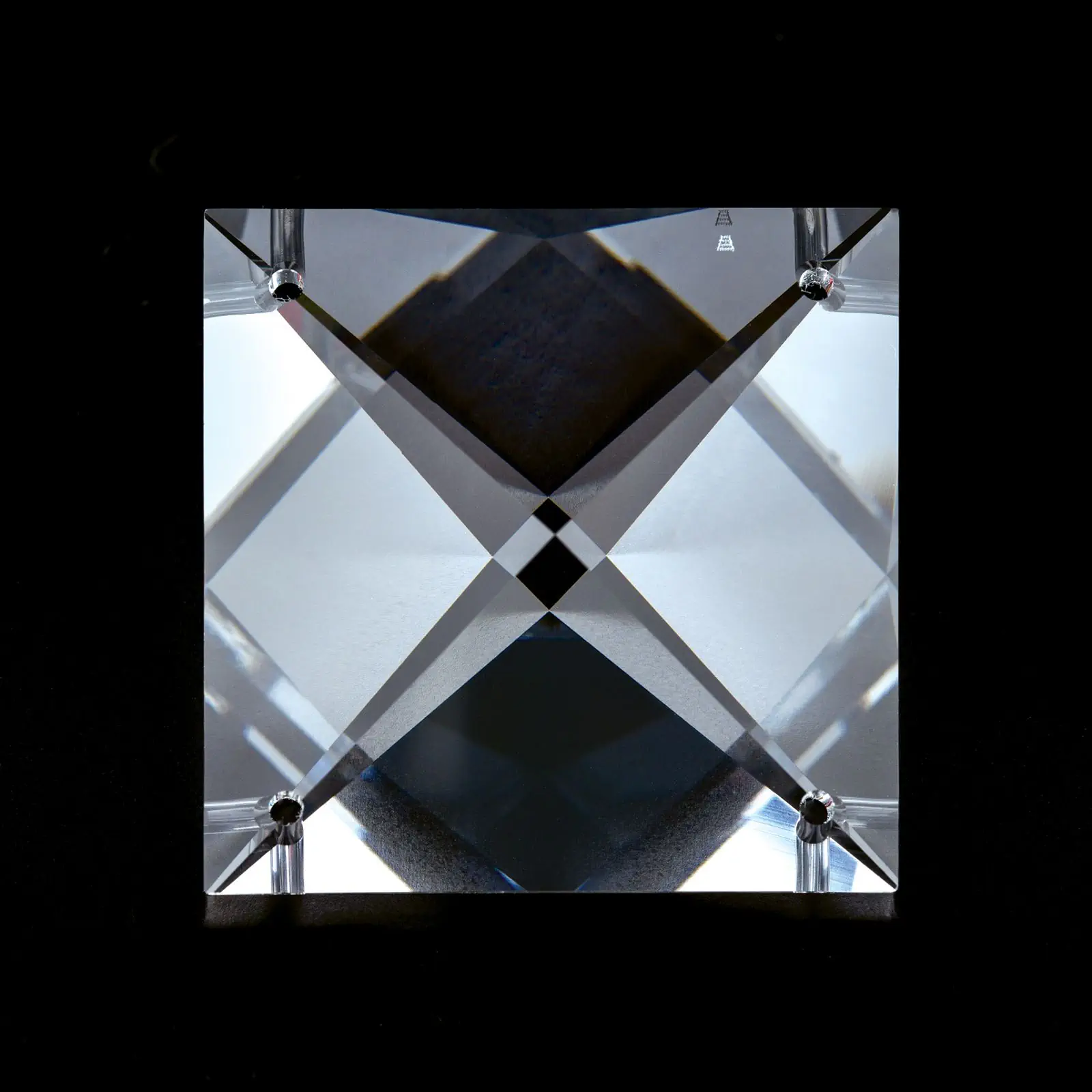 Kristal za luster – kvadratni kamen STRASS® Swarovski® Crystal, 28 mm, 4 rupe, transparentni - 2